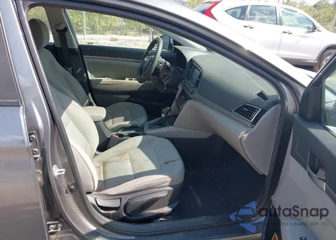 2018 Hyundai Elantra Sel z USA, uszkodzony, nr VIN 5NPD84LF4JH285016